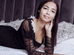 AlineLin