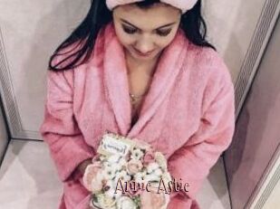 Annie_Astie