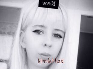 BlondeMiaX