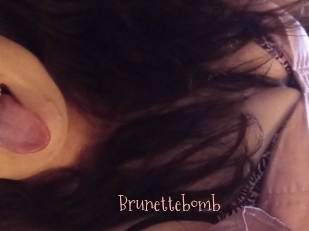 Brunettebomb