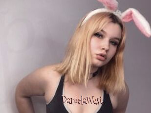 DanielaWest