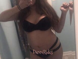 Danni_Rides