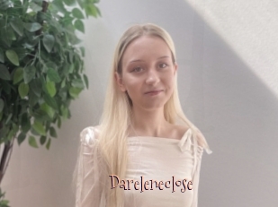 Dareleneclose