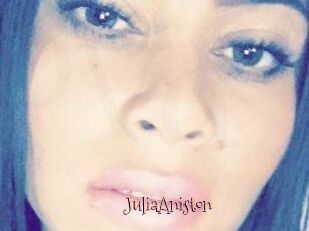 Julia_Aniston