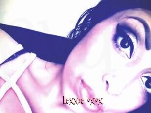 Lexxie_oxox
