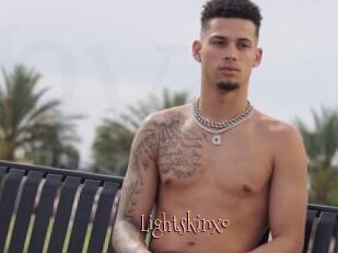 Lightskinxo