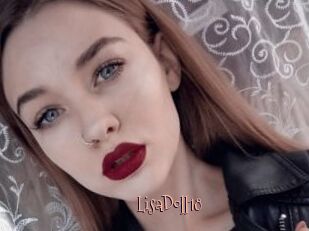 LisaDoll18