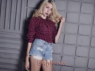 LovelyBlondee