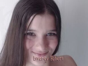 Loventy_Riher1