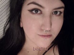 LunaTits