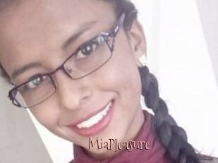 Mia_Pleasure
