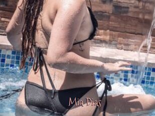 Mia_Dias
