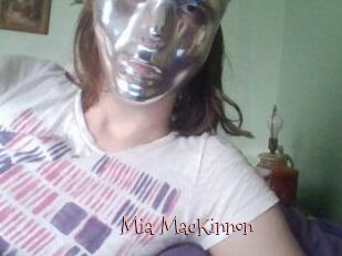 Mia_MacKinnon