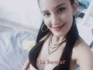 Mia_Summer