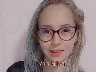Mia_kelly01