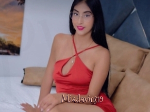 Miadavies19
