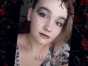 Nikkicamgirl