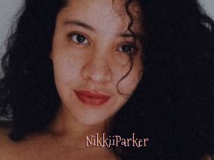 NikkiiParker