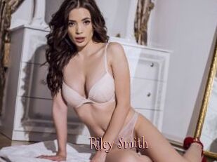Riley_Smith