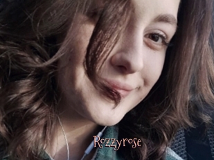 Rozzyrose