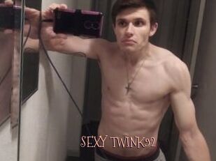SEXY_TWINK92