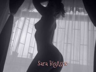 Sara_BigAss18