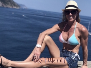 Sexy_little_milf