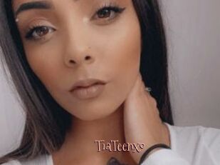 TiaTeenxo
