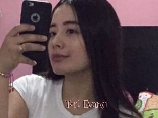 Tori_Evans1