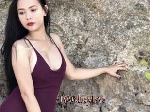 TsAudreyLove